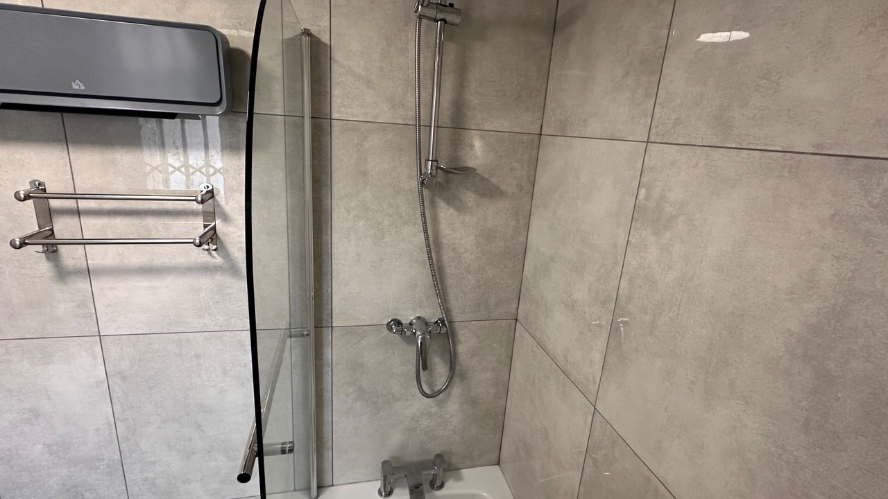 Photo of Others in Dagenham