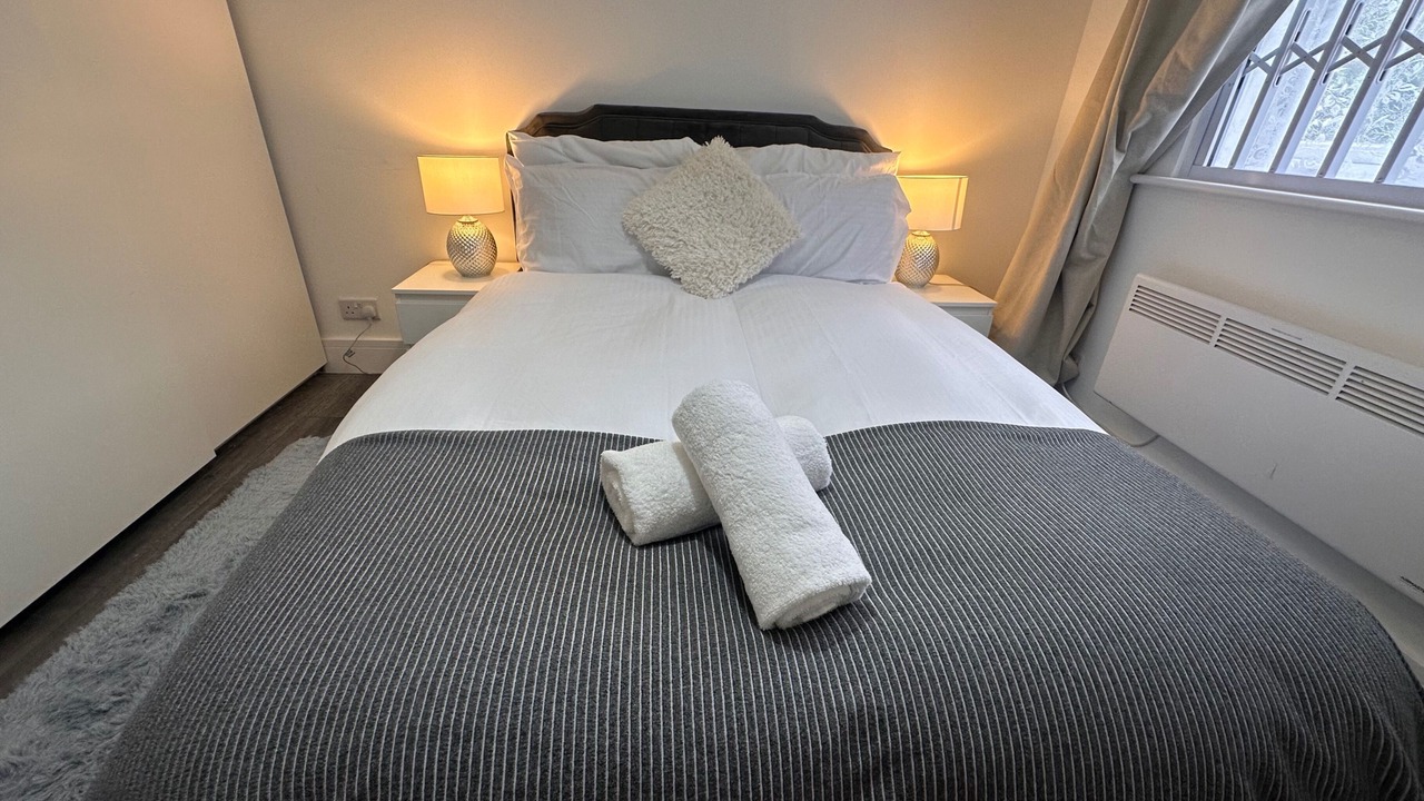 Photo of Others in Dagenham