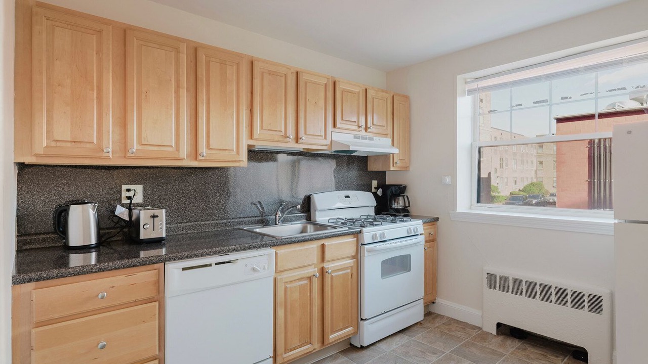 Photo of Kitchen in Central Square