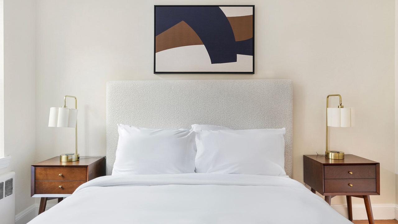 Photo of Bedroom in Central Square