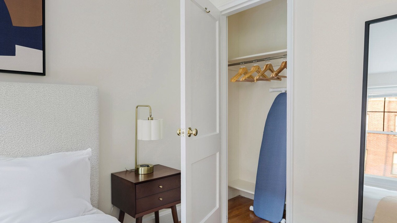 Photo of Bedroom in Central Square