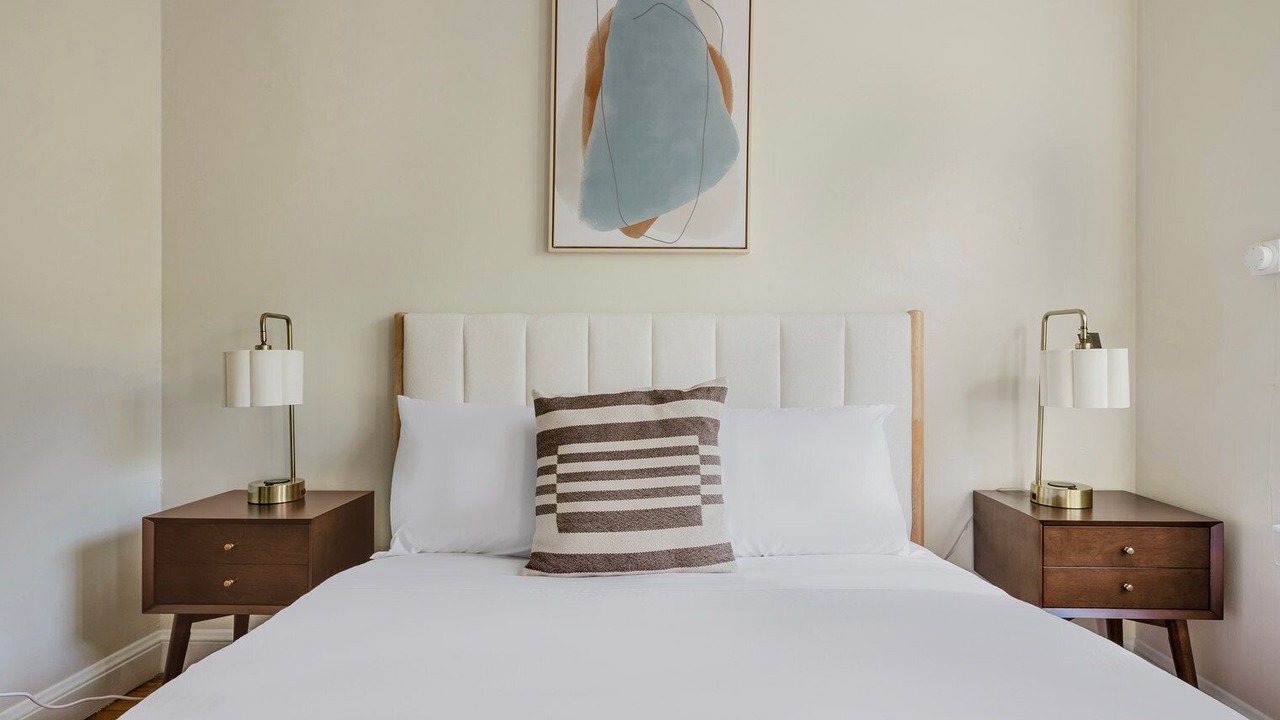 Photo of Bedroom in Central Square