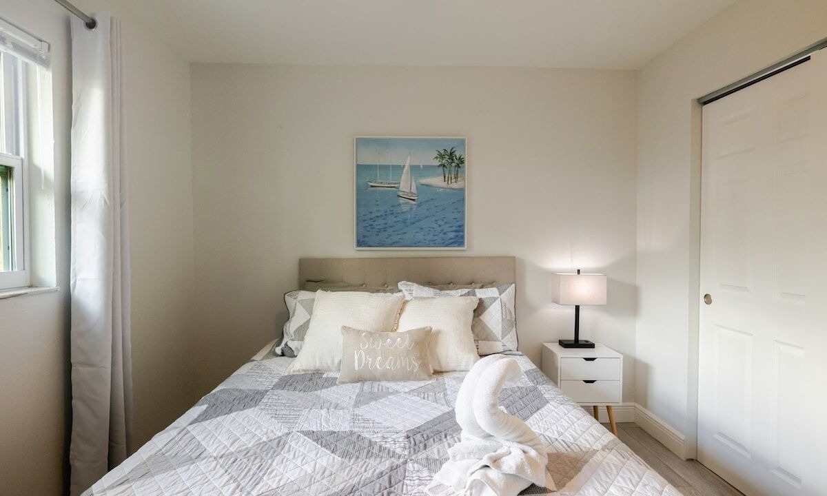 Photo of Bedroom in Gillespie Park