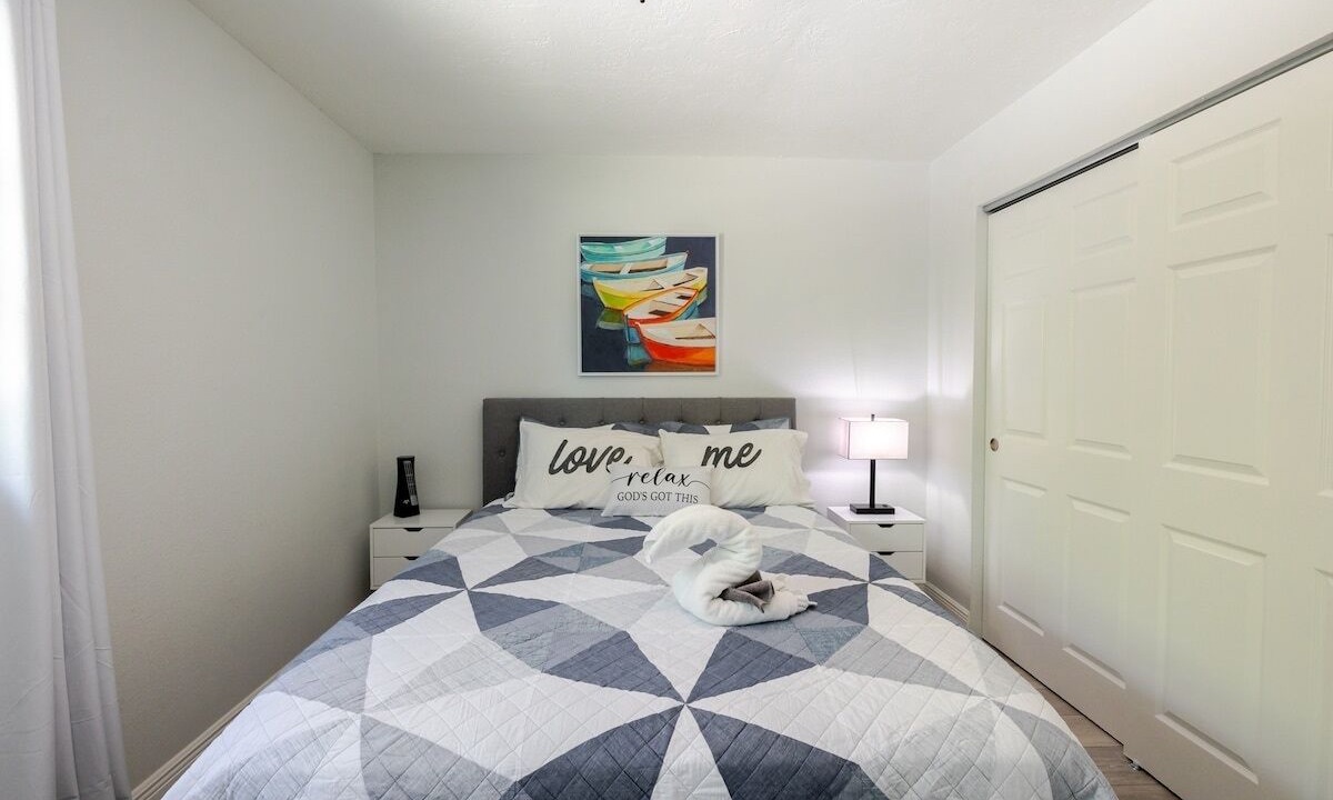 Photo of Bedroom in Gillespie Park