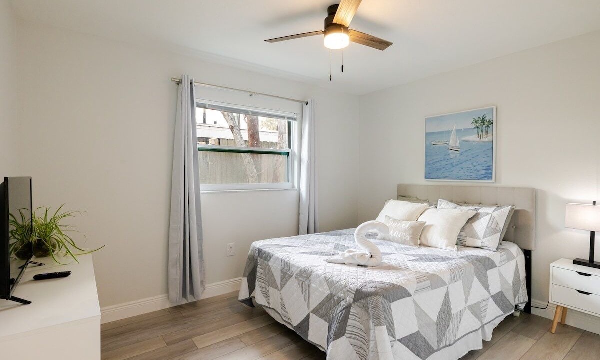 Photo of Bedroom in Gillespie Park