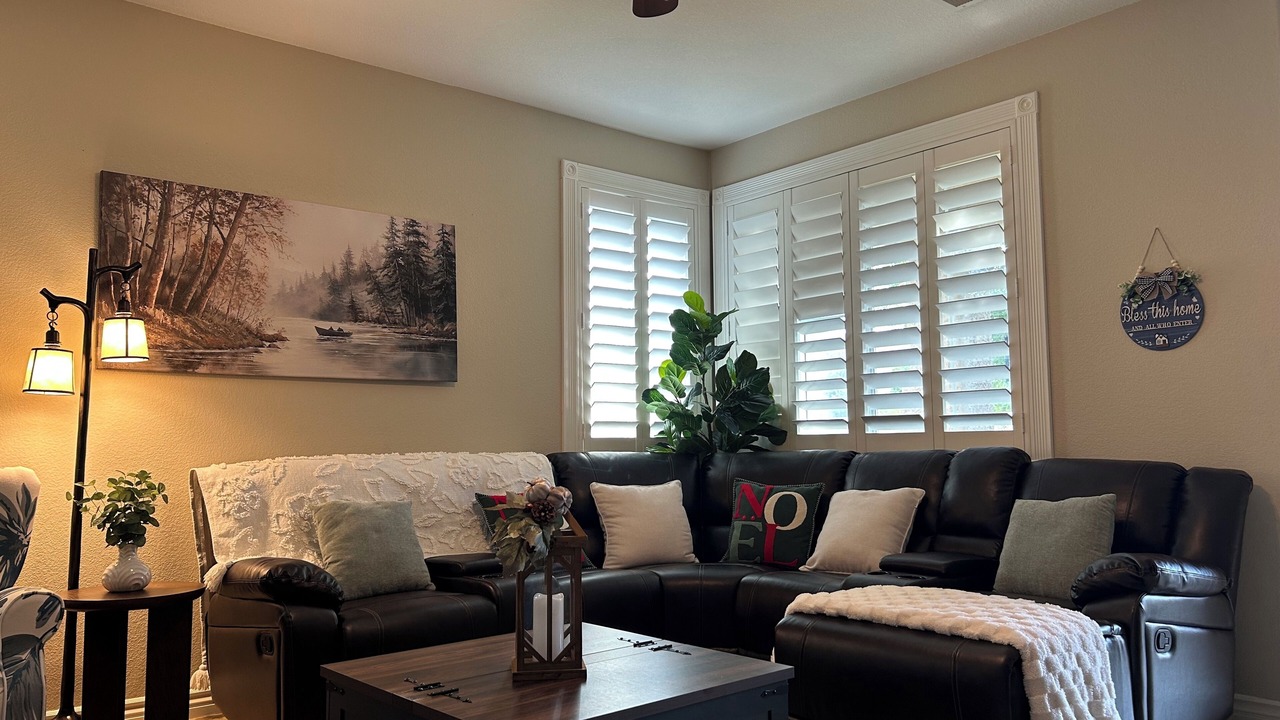 Photo of Livingroom in Spring Valley