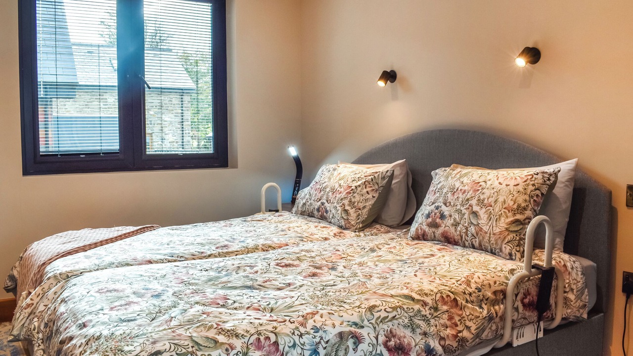 Photo of Others in Mydroilin