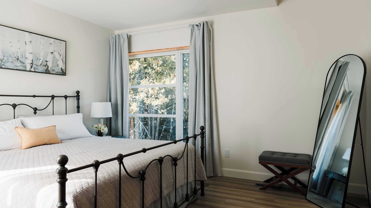 Photo of Bedroom in Tyendinaga