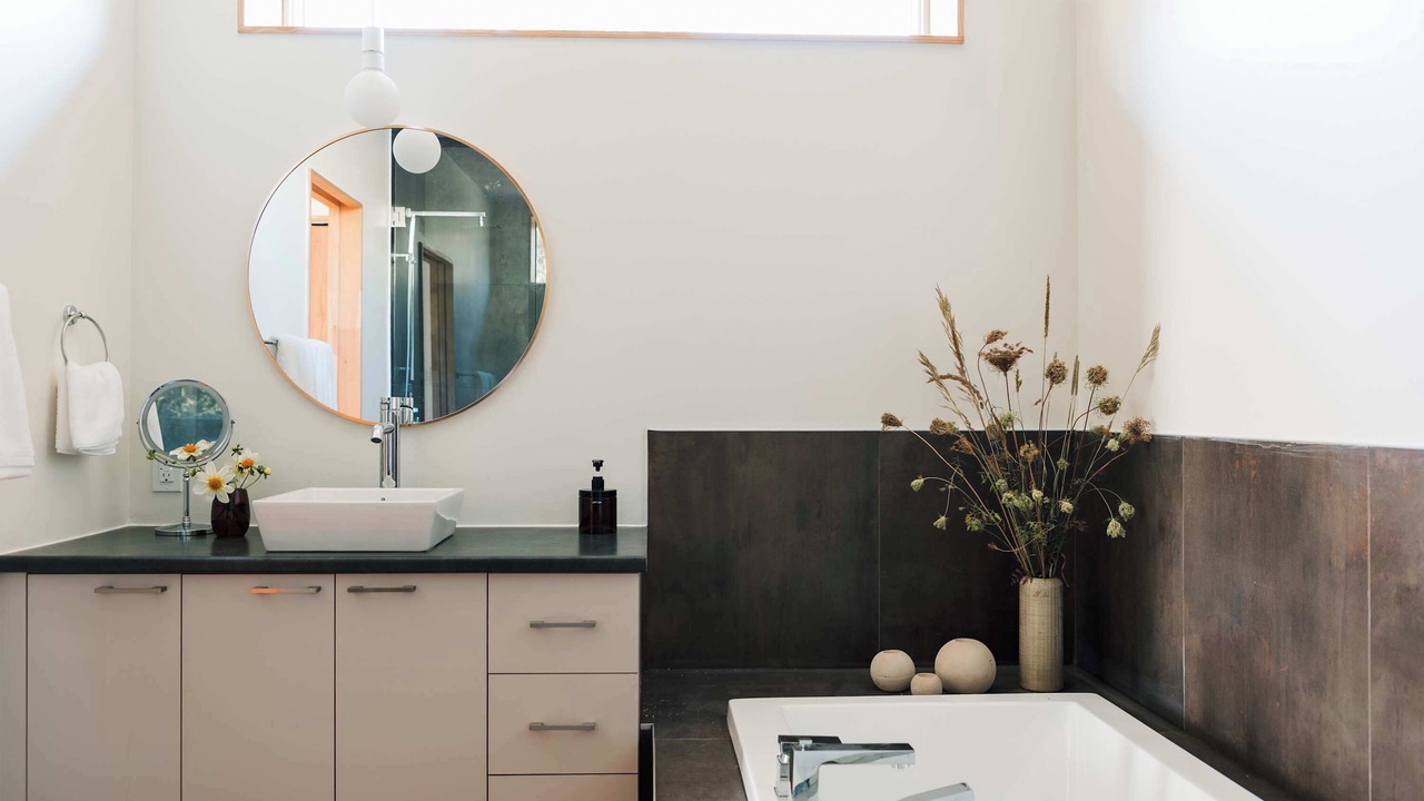 Photo of Bathroom in Tyendinaga