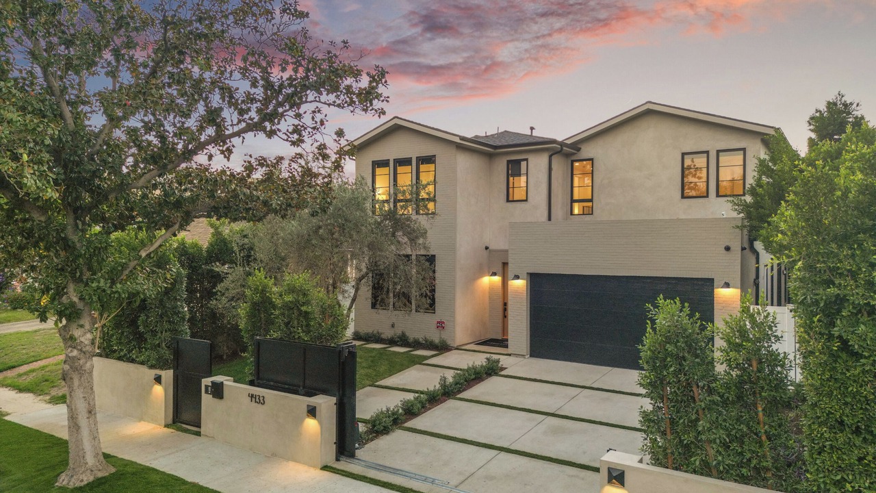 Photo of Outdoor in North Hollywood