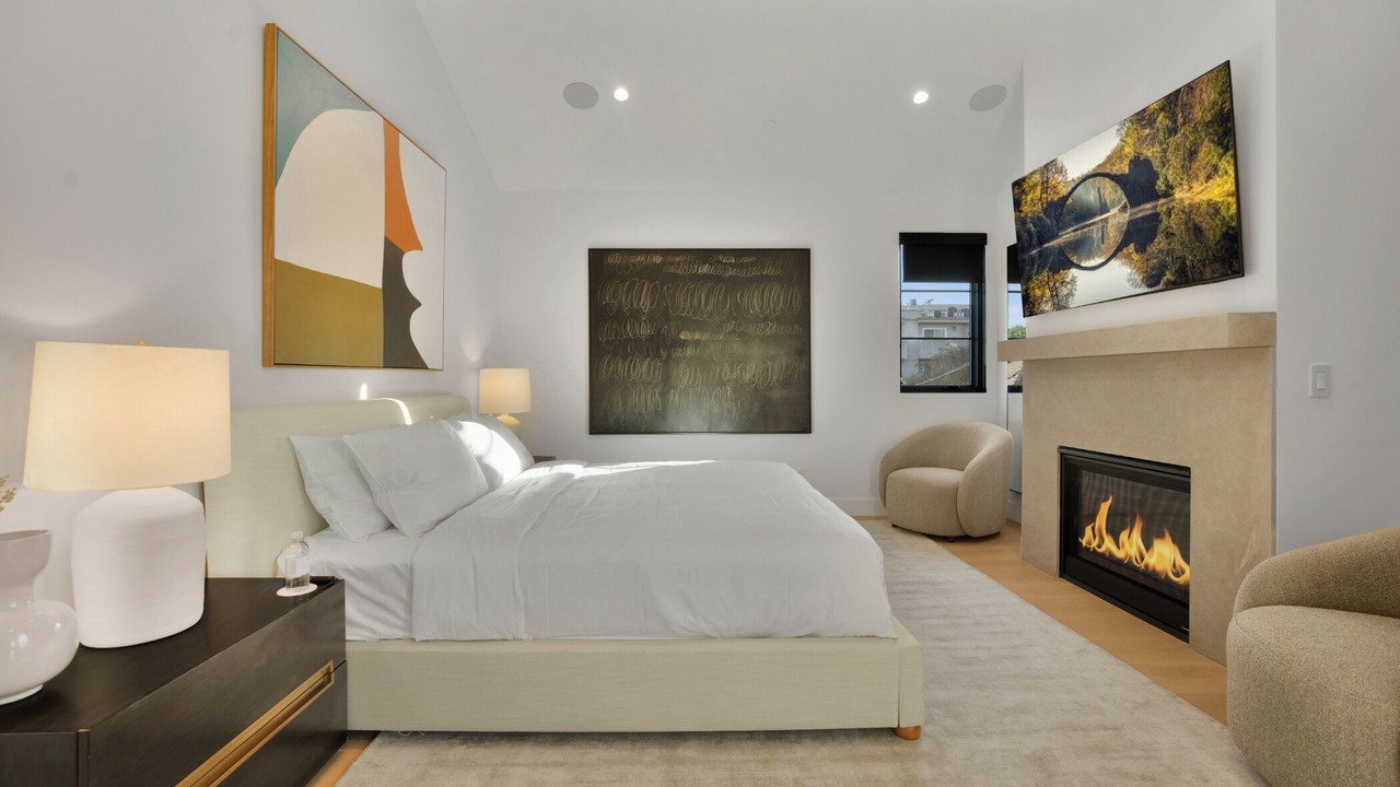Photo of Bedroom in North Hollywood