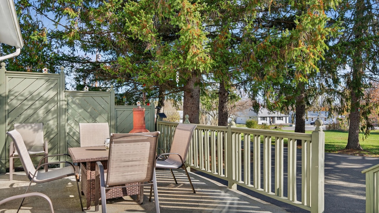 Photo of Outdoor in Oak Hill