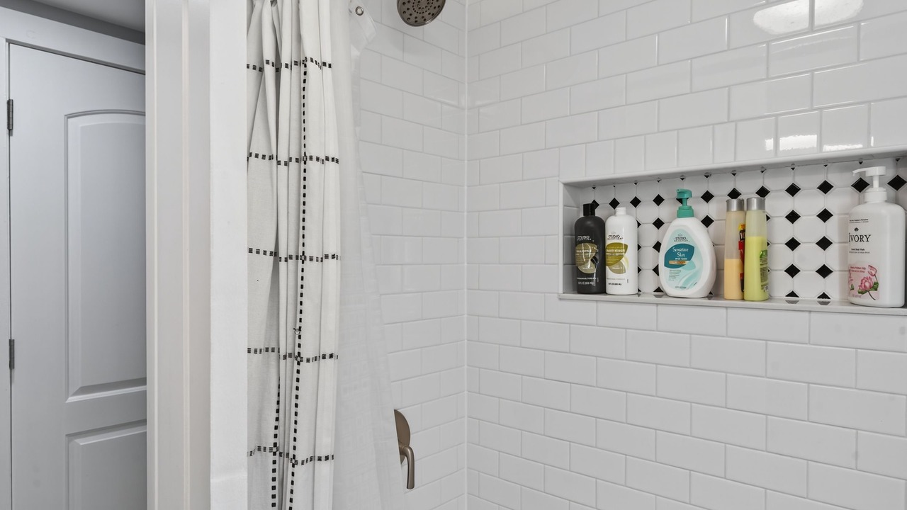 Photo of Bathroom in Oak Hill