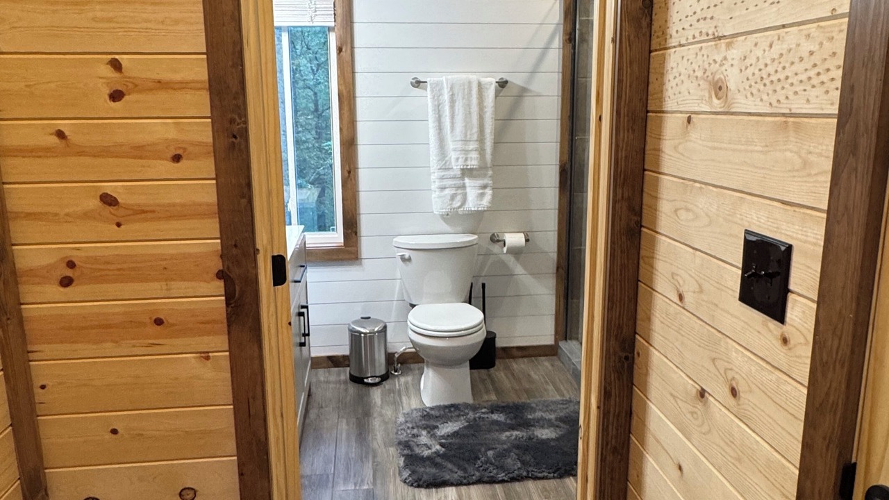 Photo of Bathroom in Mount Nebo
