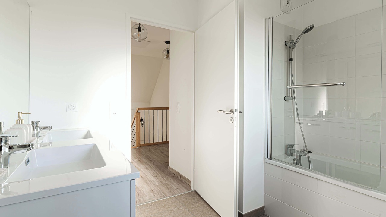 Photo of Bathroom in Saint-Arnoult