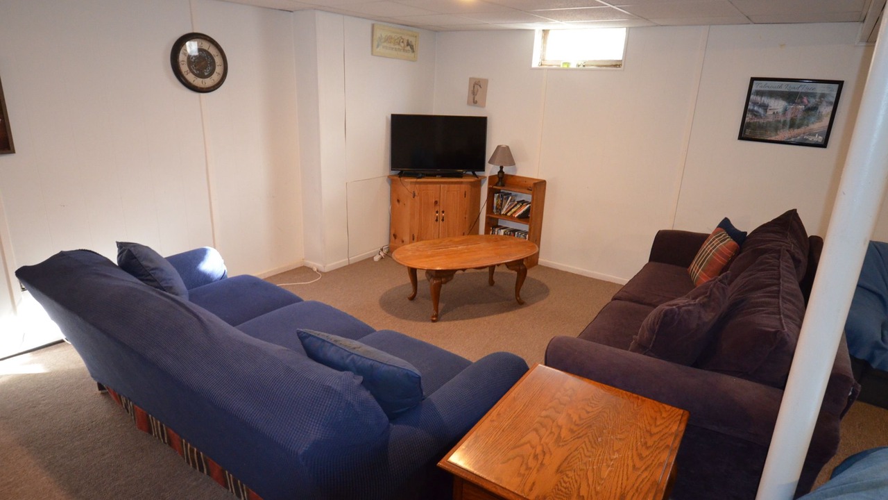 Photo of Livingroom in Falmouth Heights