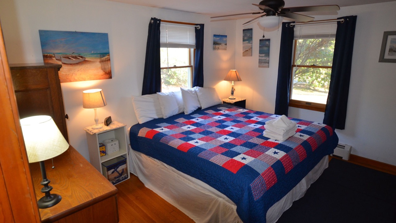 Photo of Bedroom in Falmouth Heights