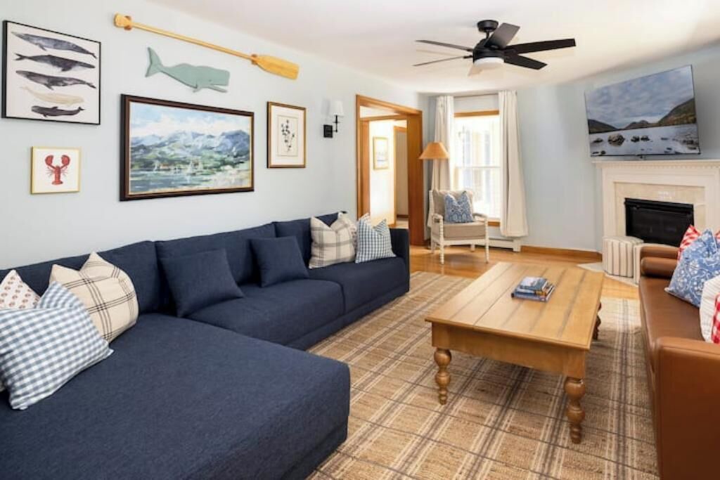Photo of Livingroom in Mount Desert