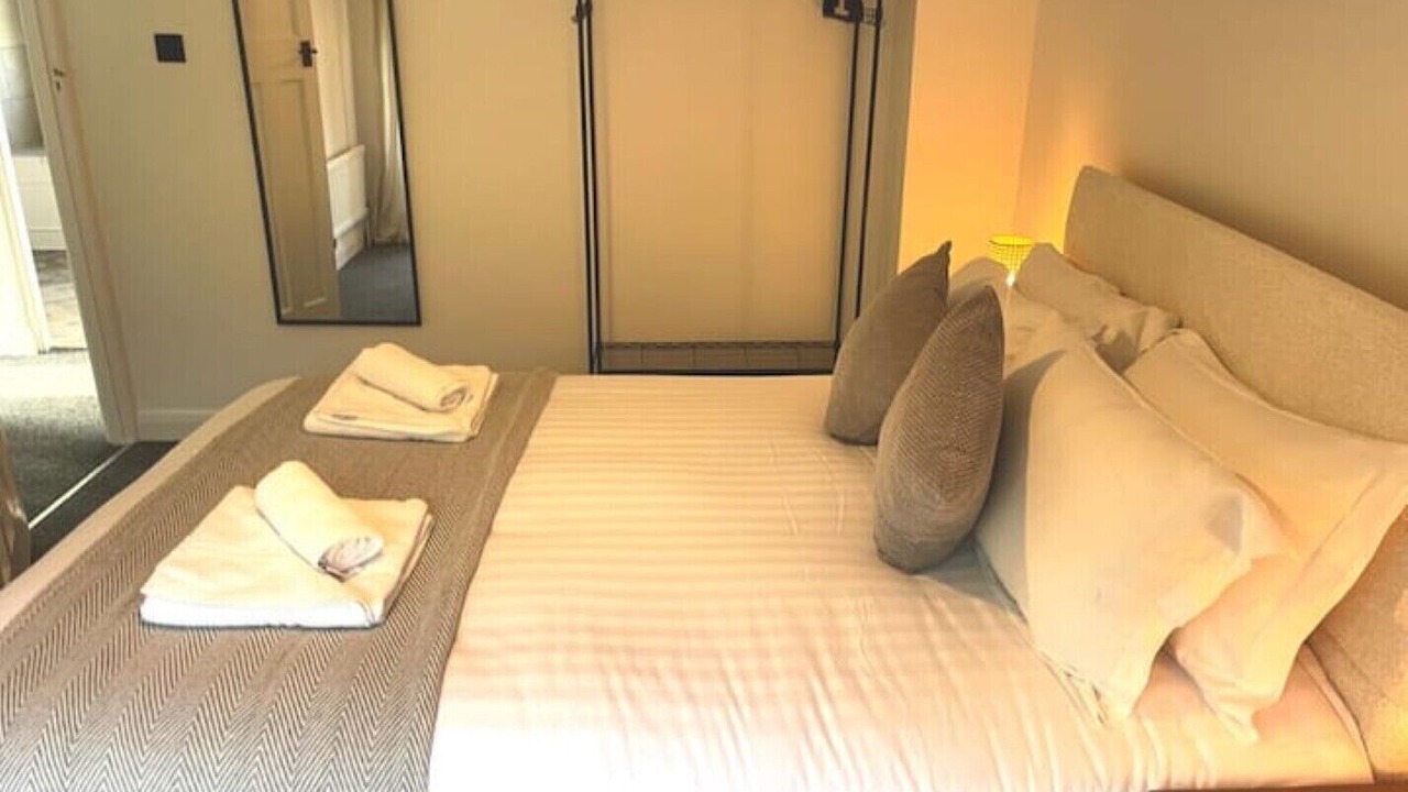 Photo of Bedroom in Headington