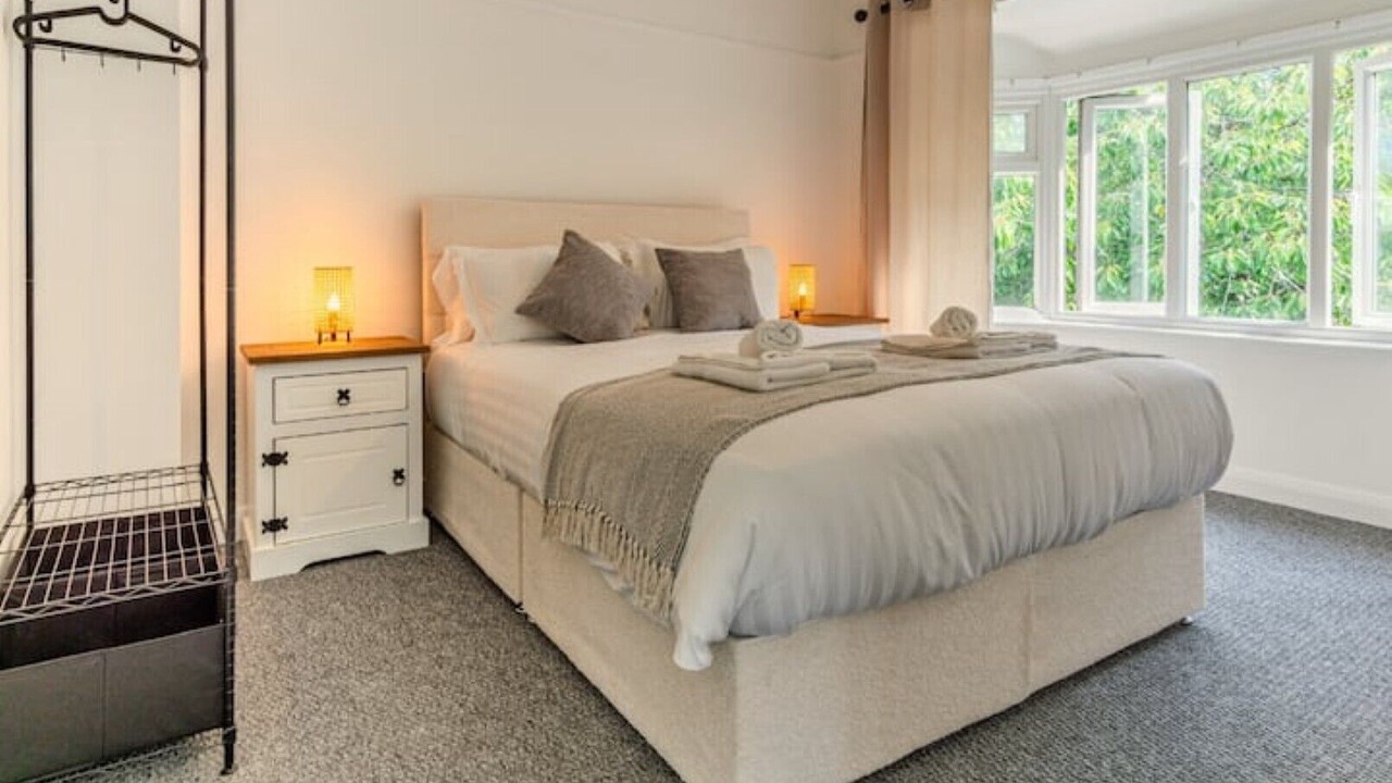 Photo of Bedroom in Headington