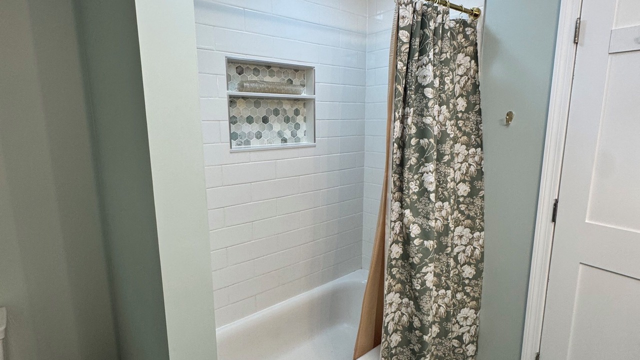 Photo of Bathroom in Lochmere