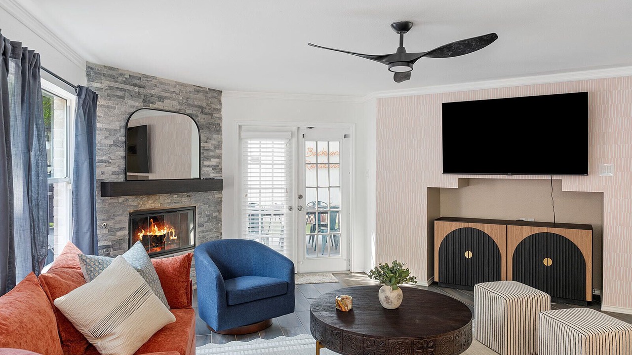 Photo of Livingroom in North San Antonio - SAT