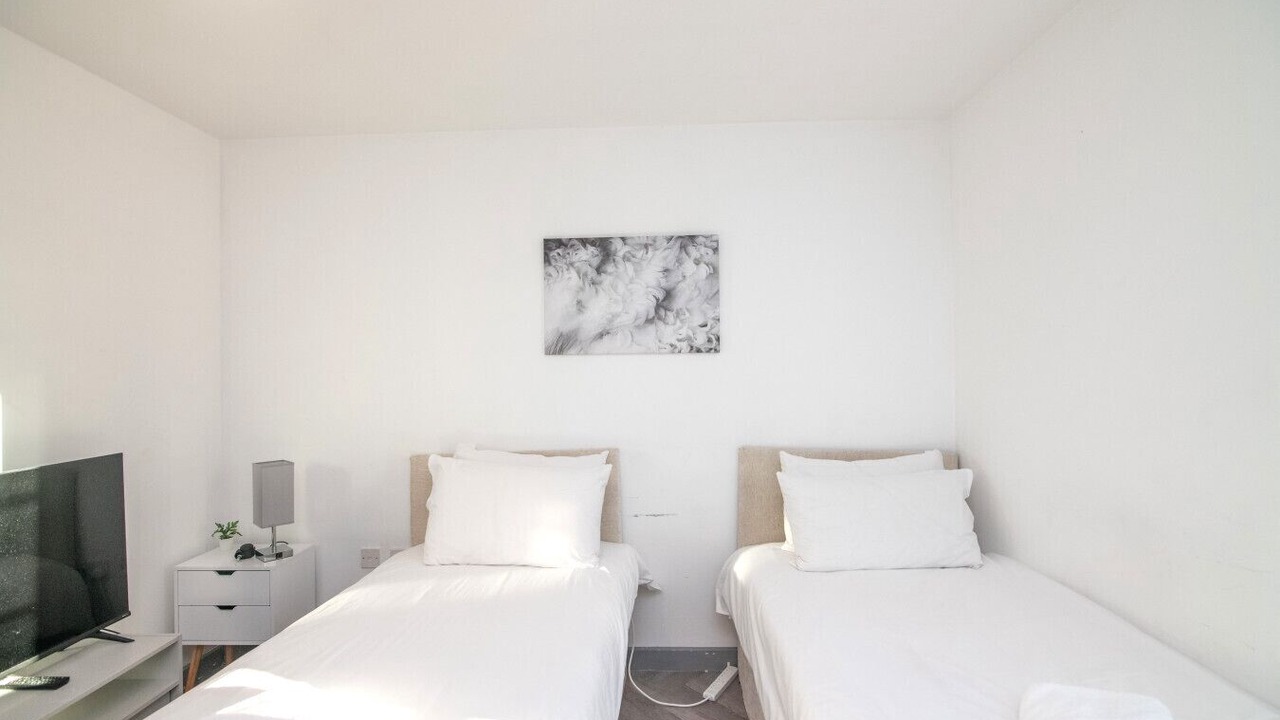 Photo of Bedroom in Theatreland Birmingham