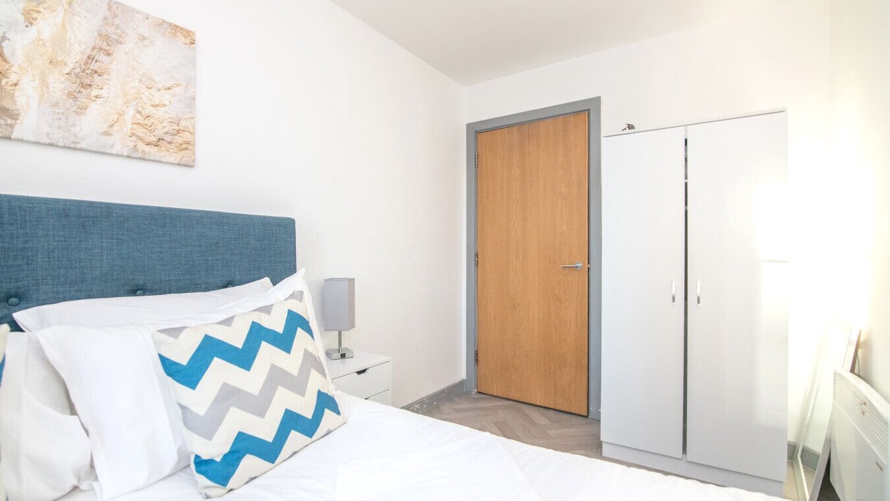 Photo of Bedroom in Theatreland Birmingham