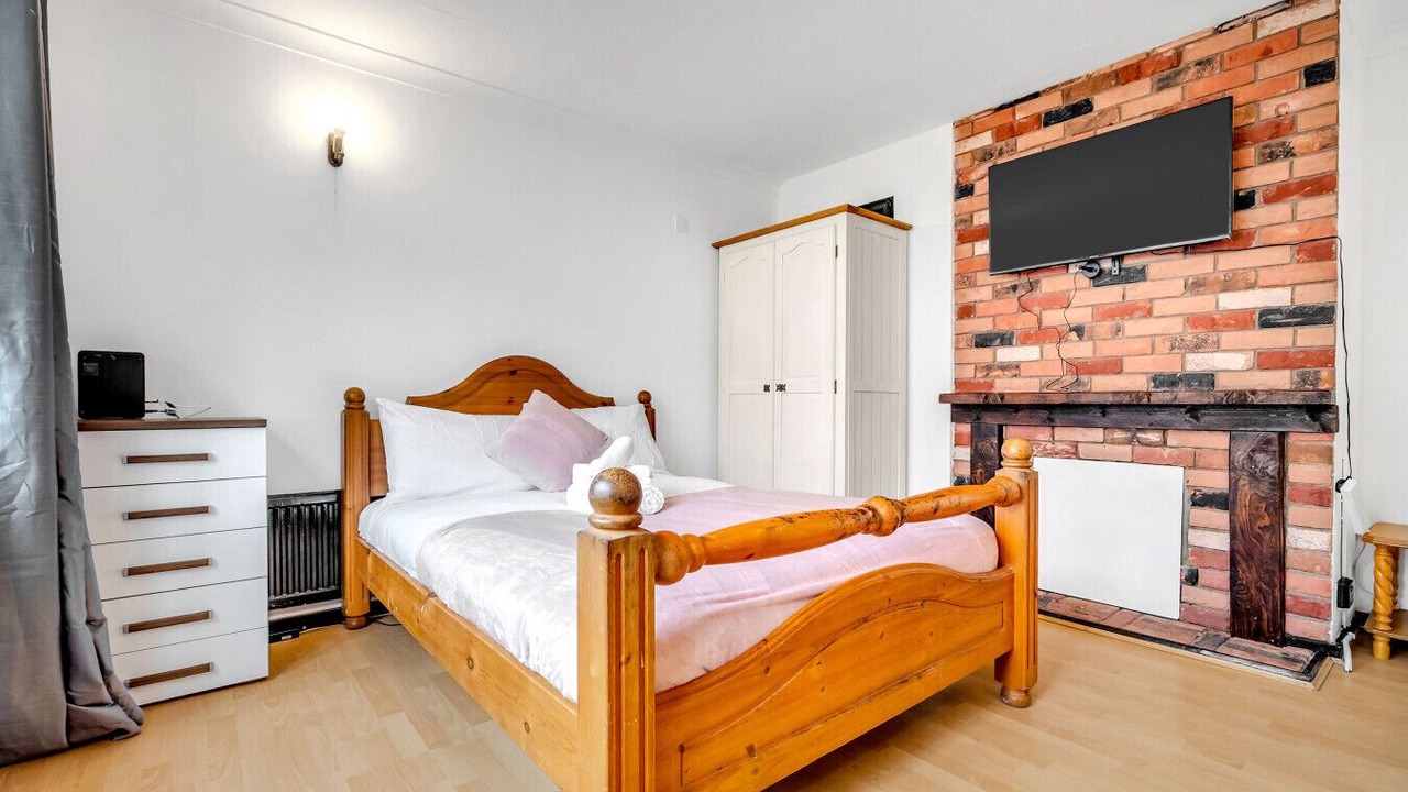 Photo of Bedroom in Cray Valley East