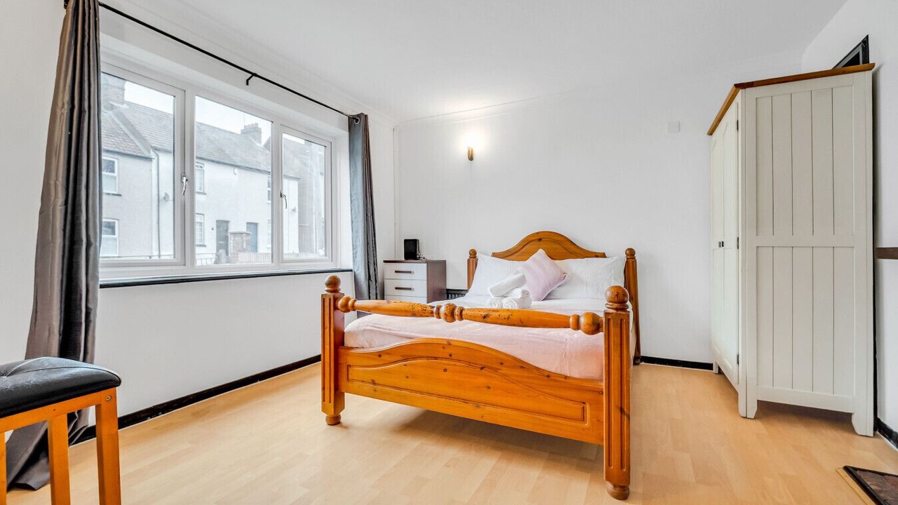 Photo of Bedroom in Cray Valley East