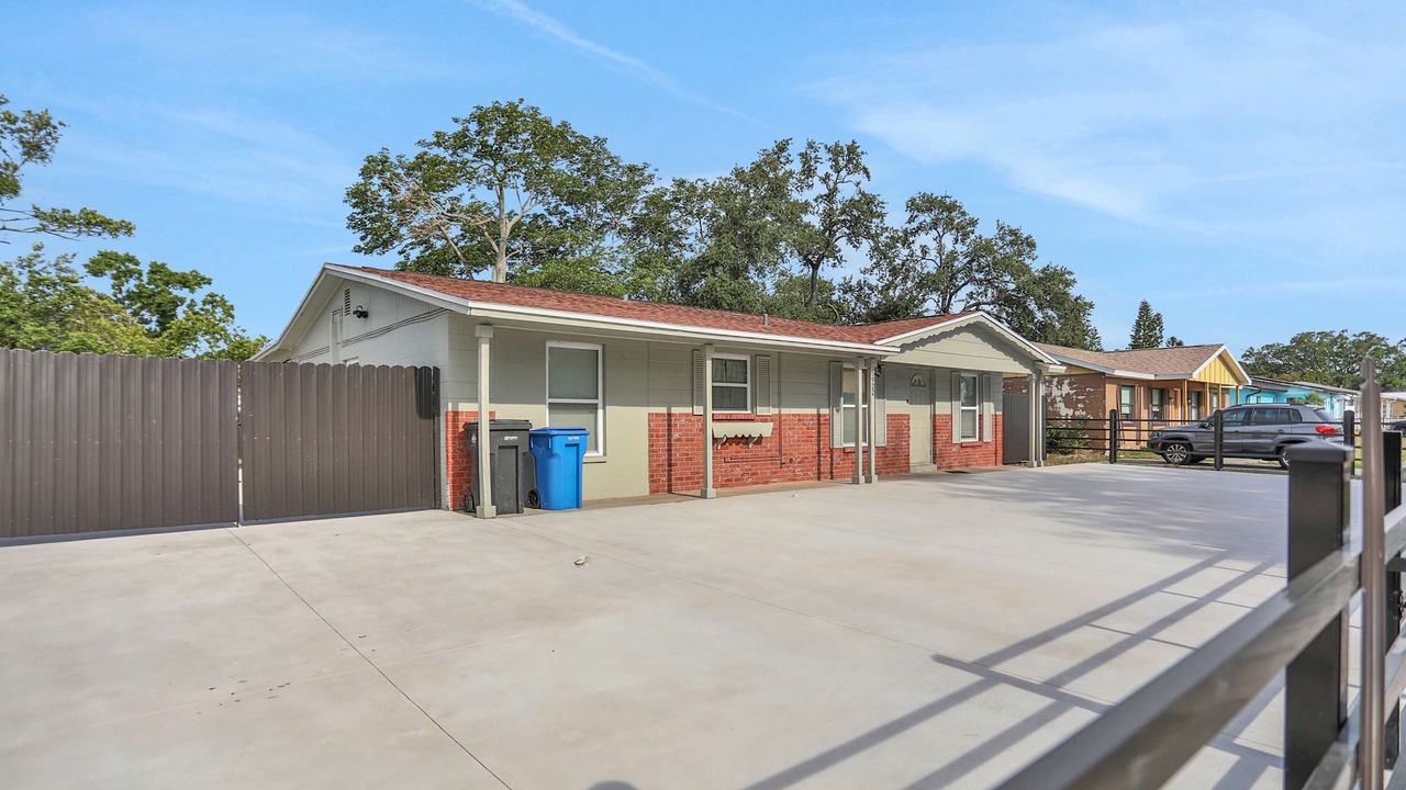 Photo of Outdoor in Tampa