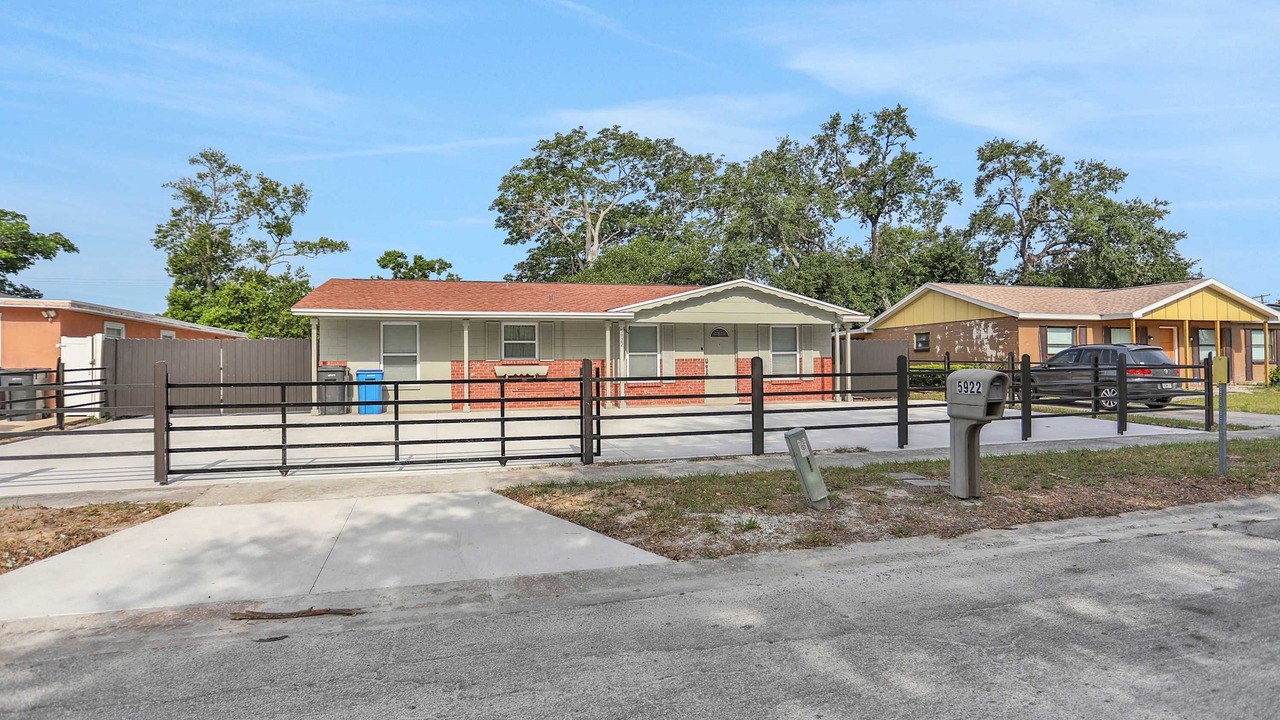 Photo of Outdoor in Tampa