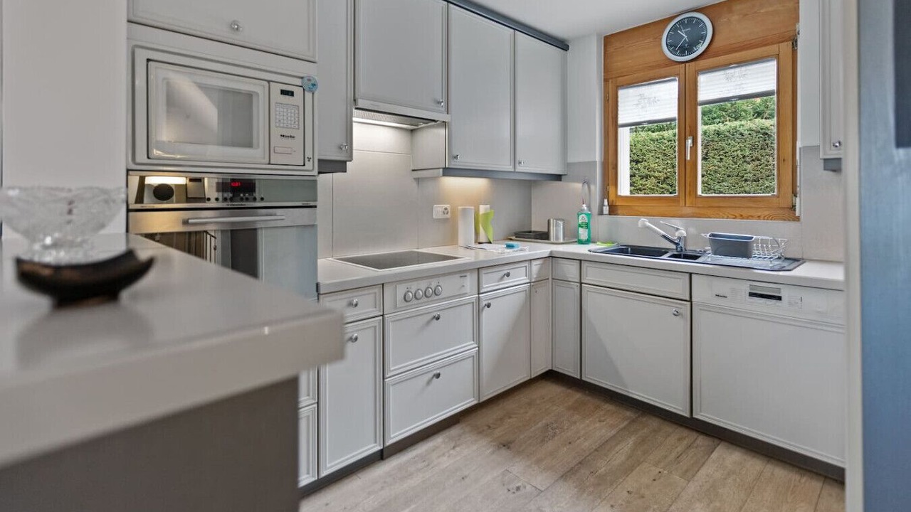 Photo of Kitchen in Lens
