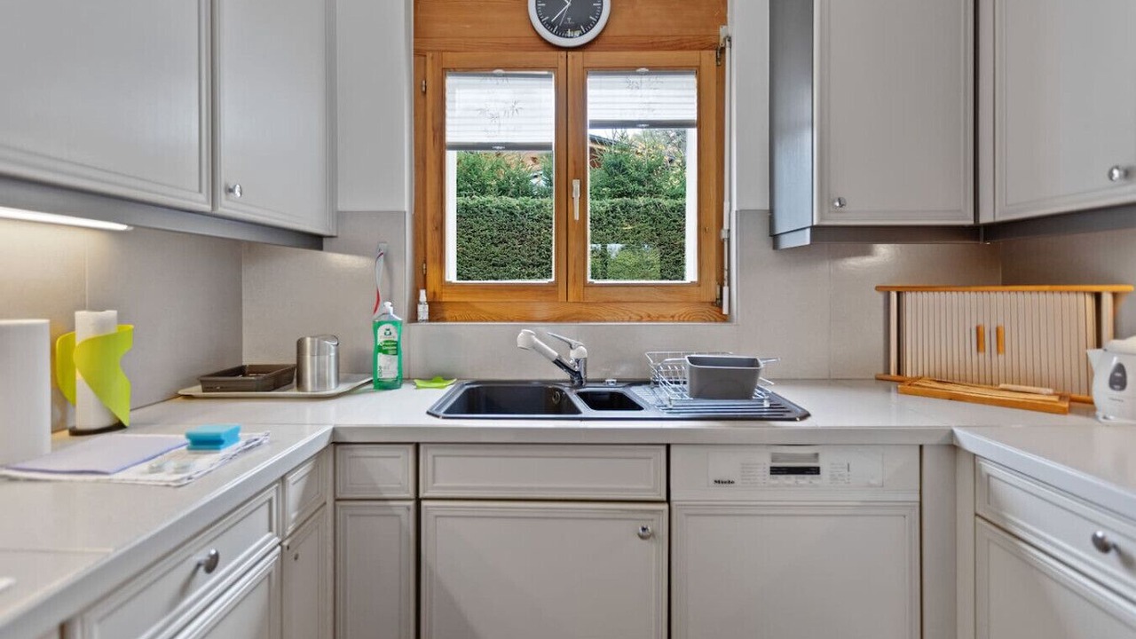 Photo of Kitchen in Lens
