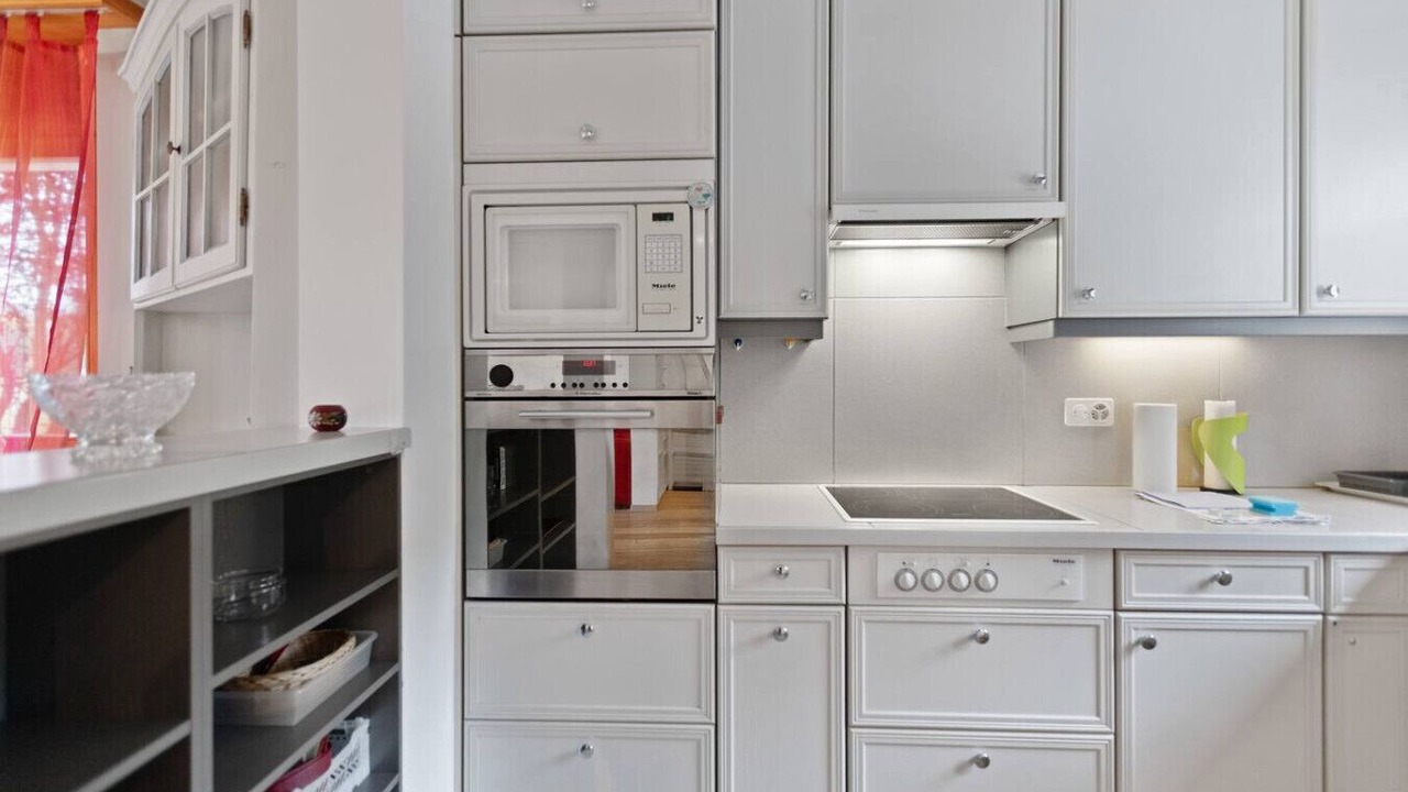 Photo of Kitchen in Lens