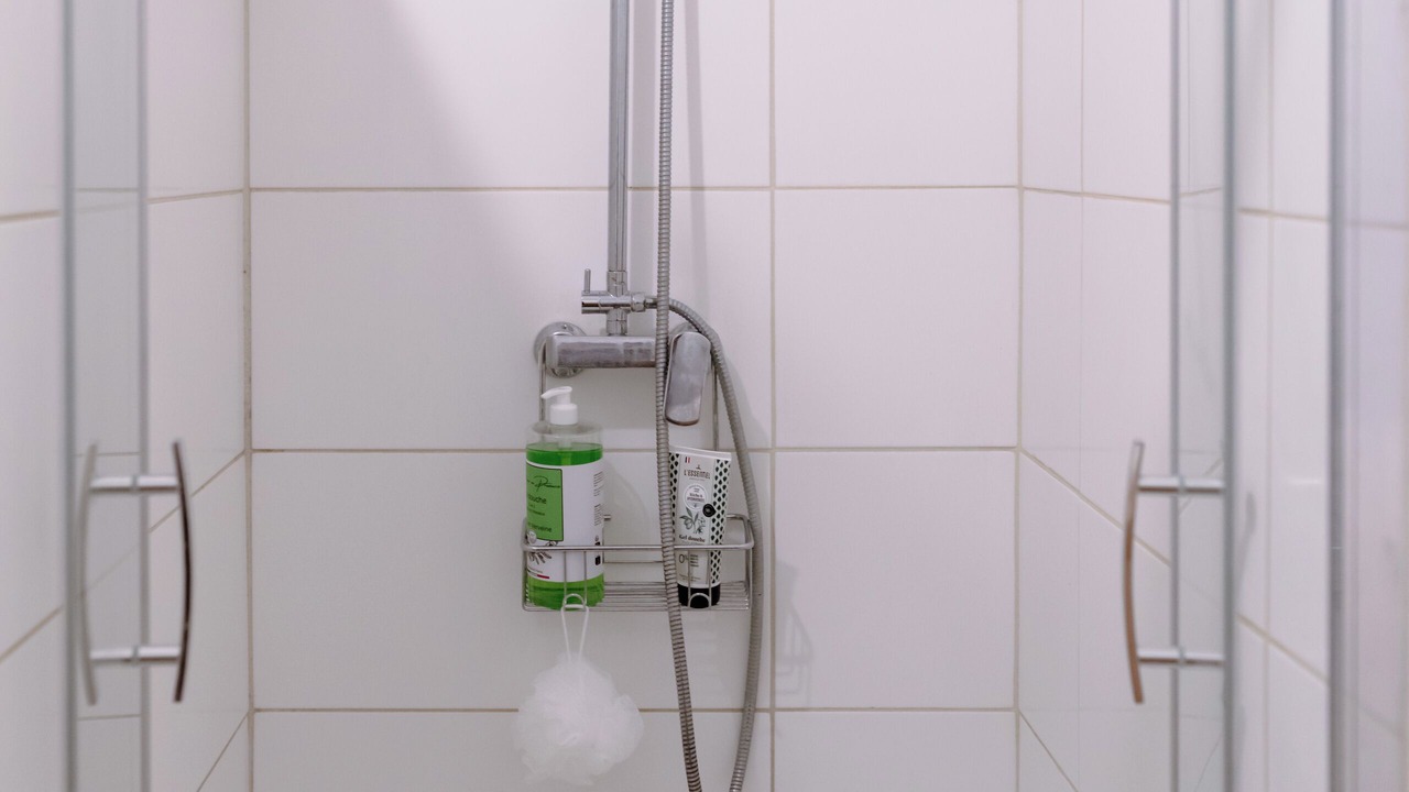 Photo of Bathroom in Beaumes-de-Venise