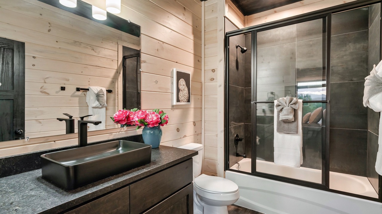 Photo of Bathroom in Chalet Village