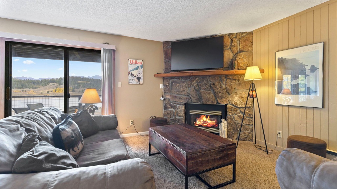 Photo of Livingroom in Dillon