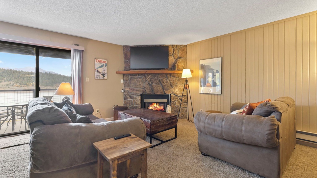 Photo of Livingroom in Dillon
