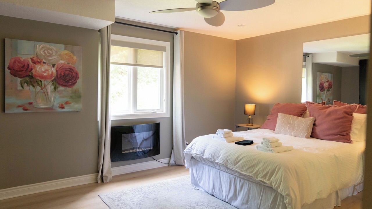 Photo of Bedroom in Salem