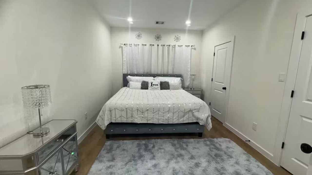 Photo of Bedroom in Northeast Houston