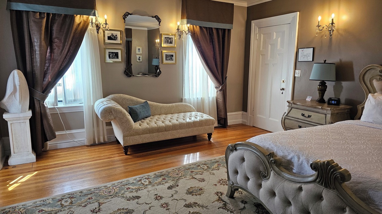 Photo of Bedroom in Pembroke