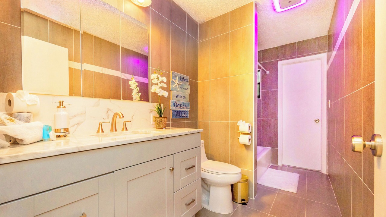 Photo of Bathroom in Parker Ridge