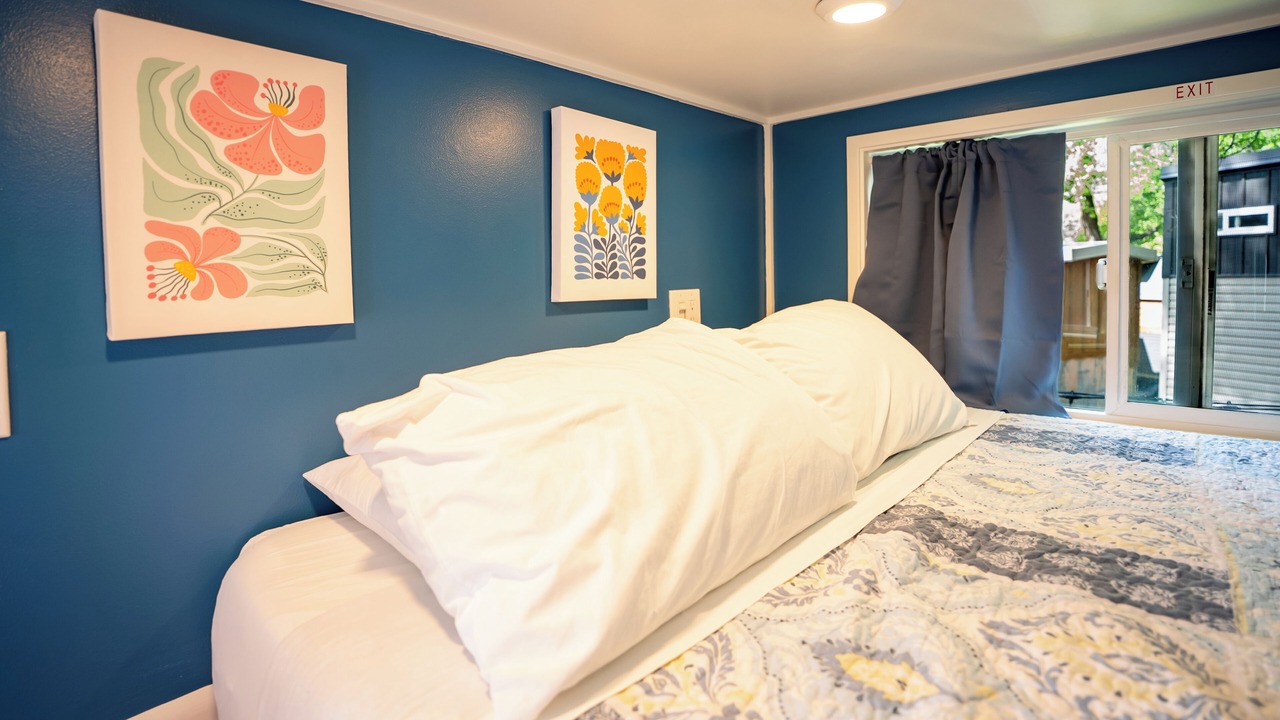 Photo of Bedroom in Lyons