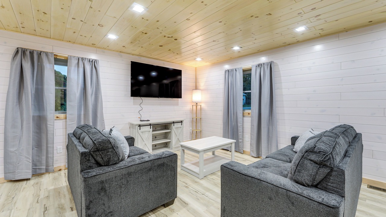 Photo of Livingroom in Lyons Falls