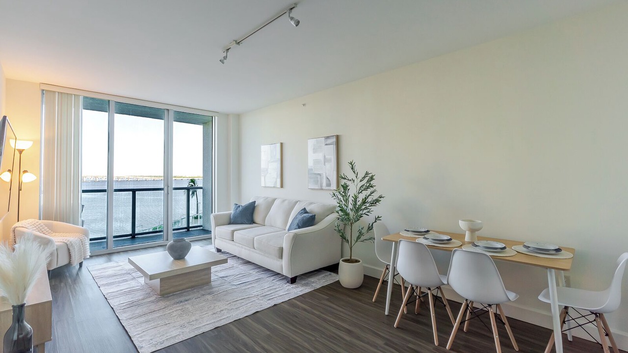 Photo of Livingroom in Fort Myers