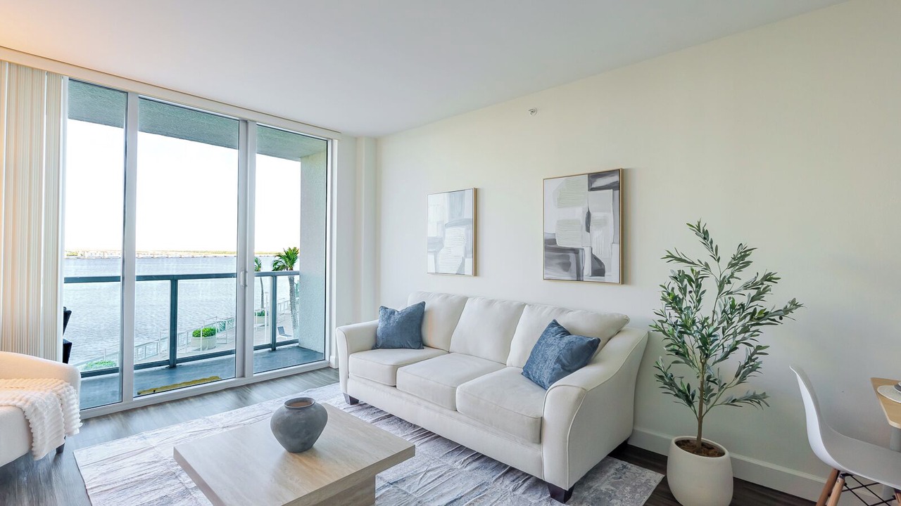 Photo of Livingroom in Fort Myers