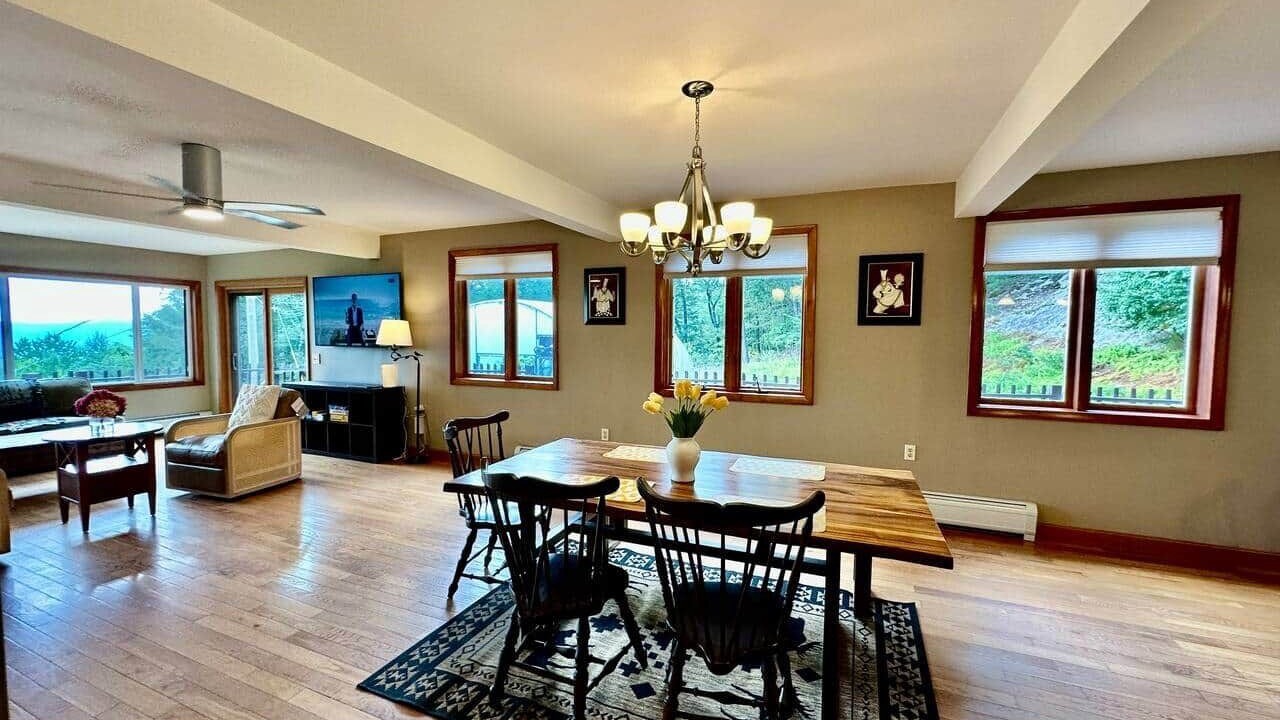 Photo of Others in Charlemont