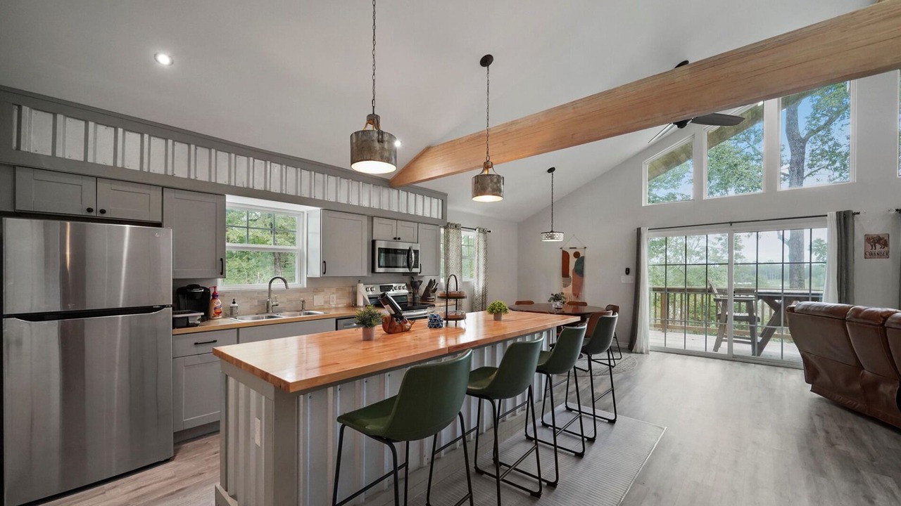 Photo of Kitchen in Pointblank