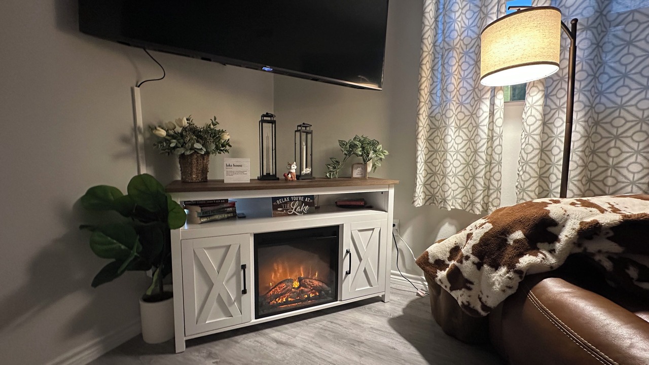Photo of Livingroom in Pointblank